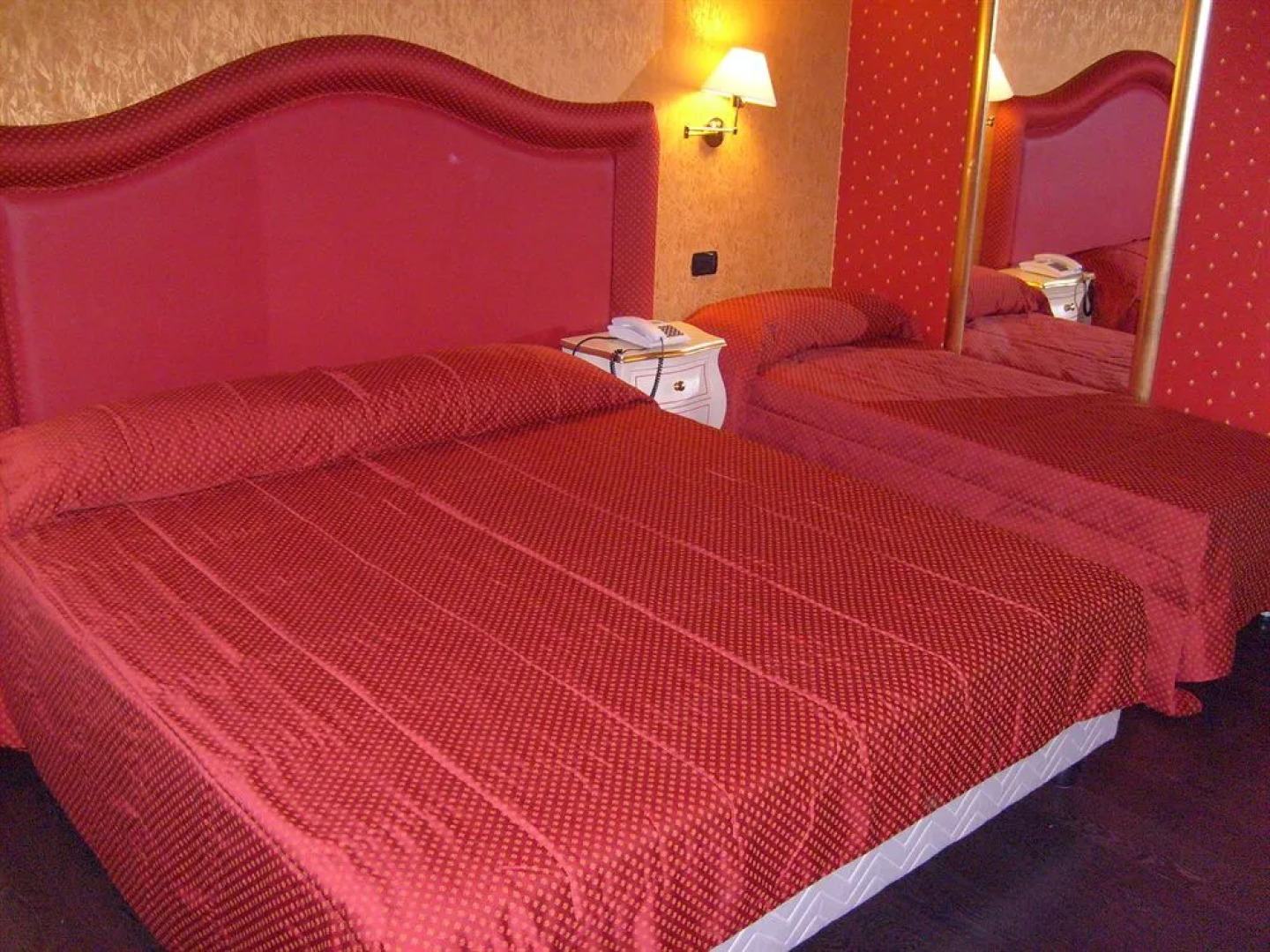 Hotel - Motel Flower