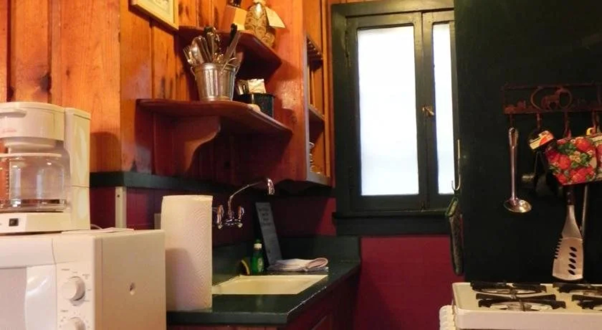 Mechem Dr Apache Village & Cabins by VTrips