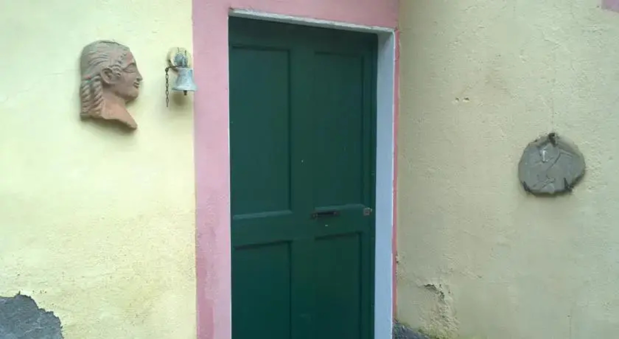 Old Cottage Downtown Monterosso