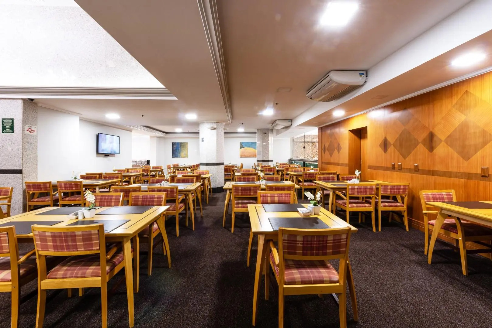 Summit Suítes Hotel Jundiaí