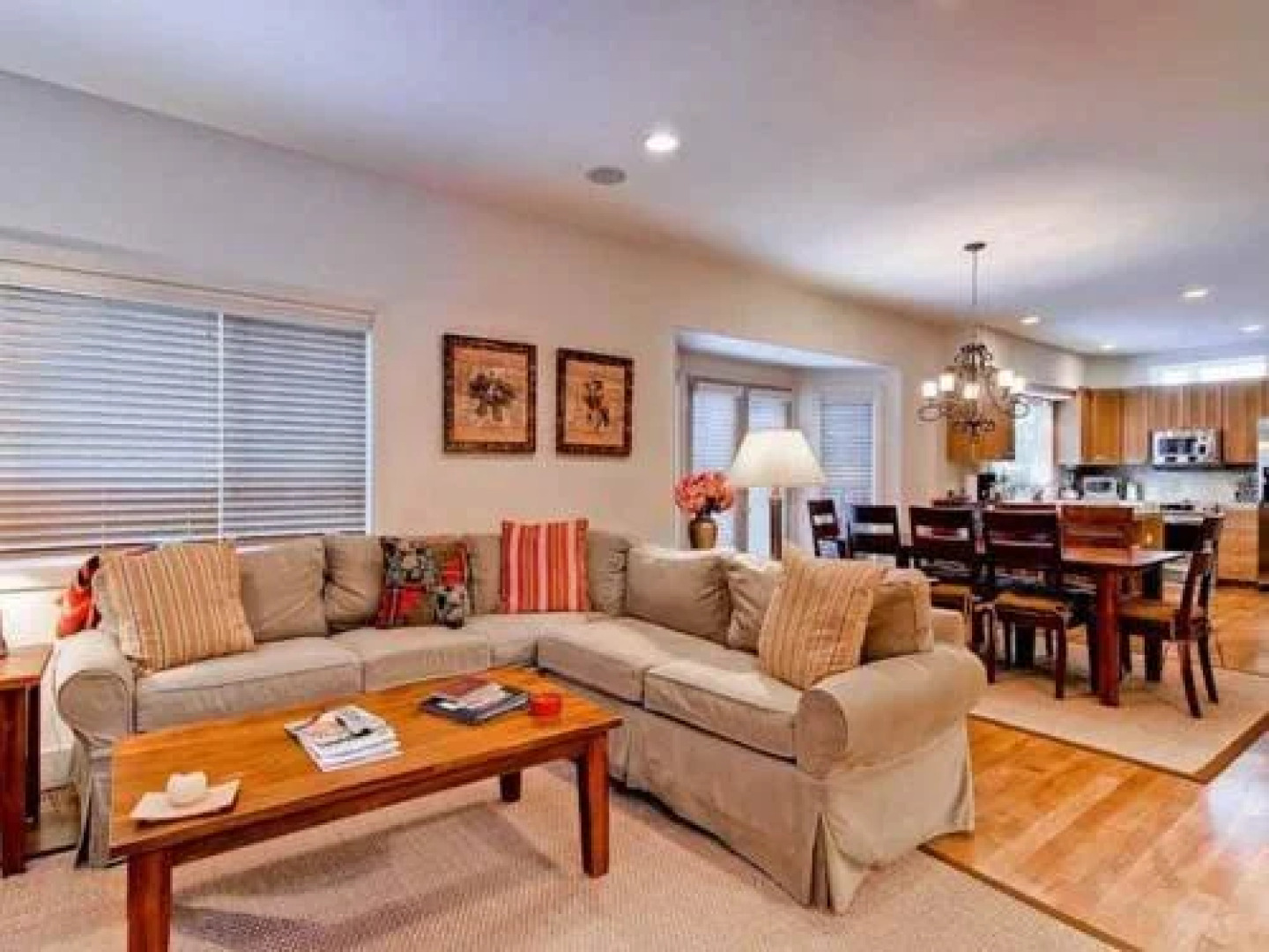 Yeagr Home Elkhorn by RedAwning