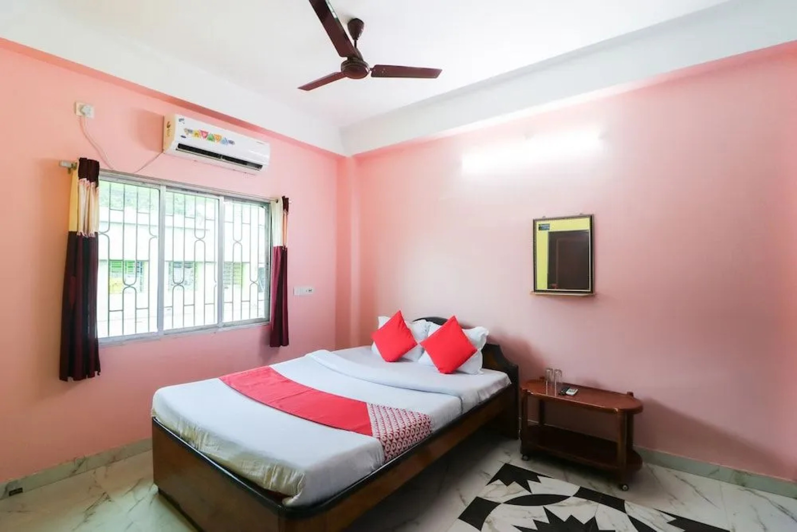 Oyo 49743 Hotel Akankha