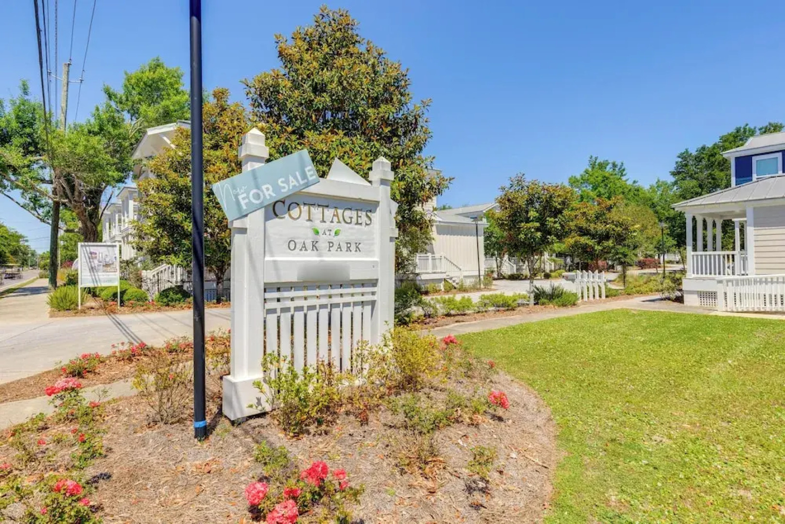 1 Mi to Downtown: Modern Ocean Springs Cottage