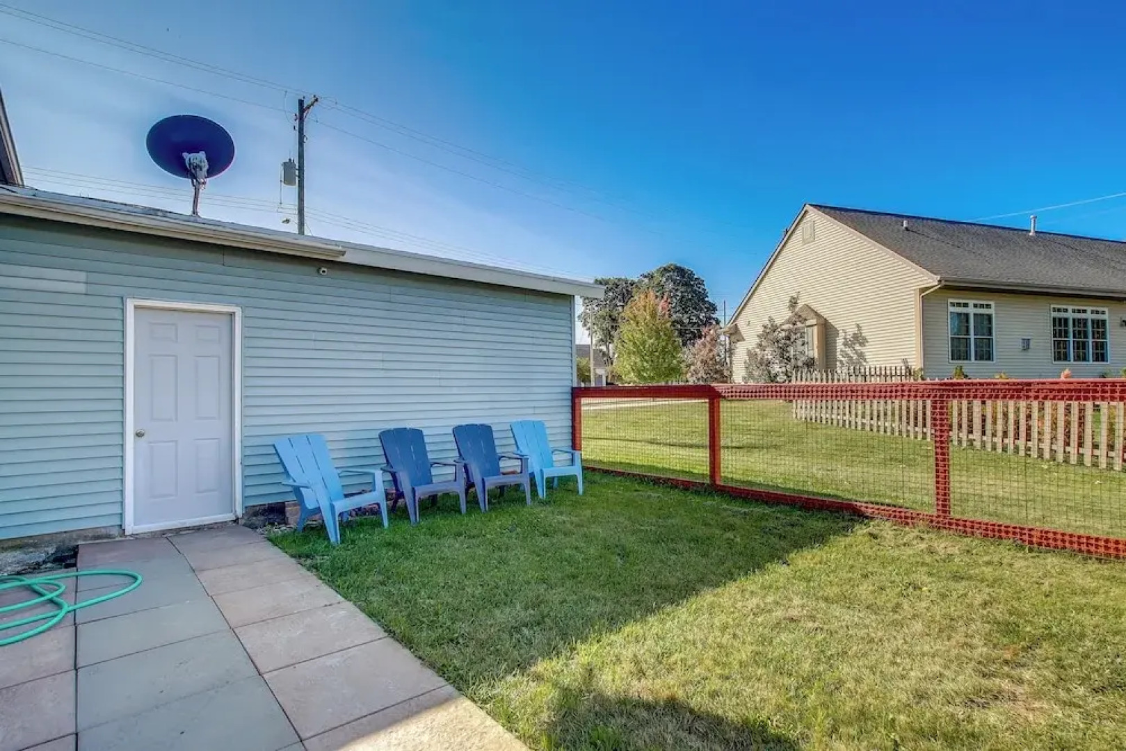 Steps to Lake Michigan: Manitowoc Home w/ Fire Pit