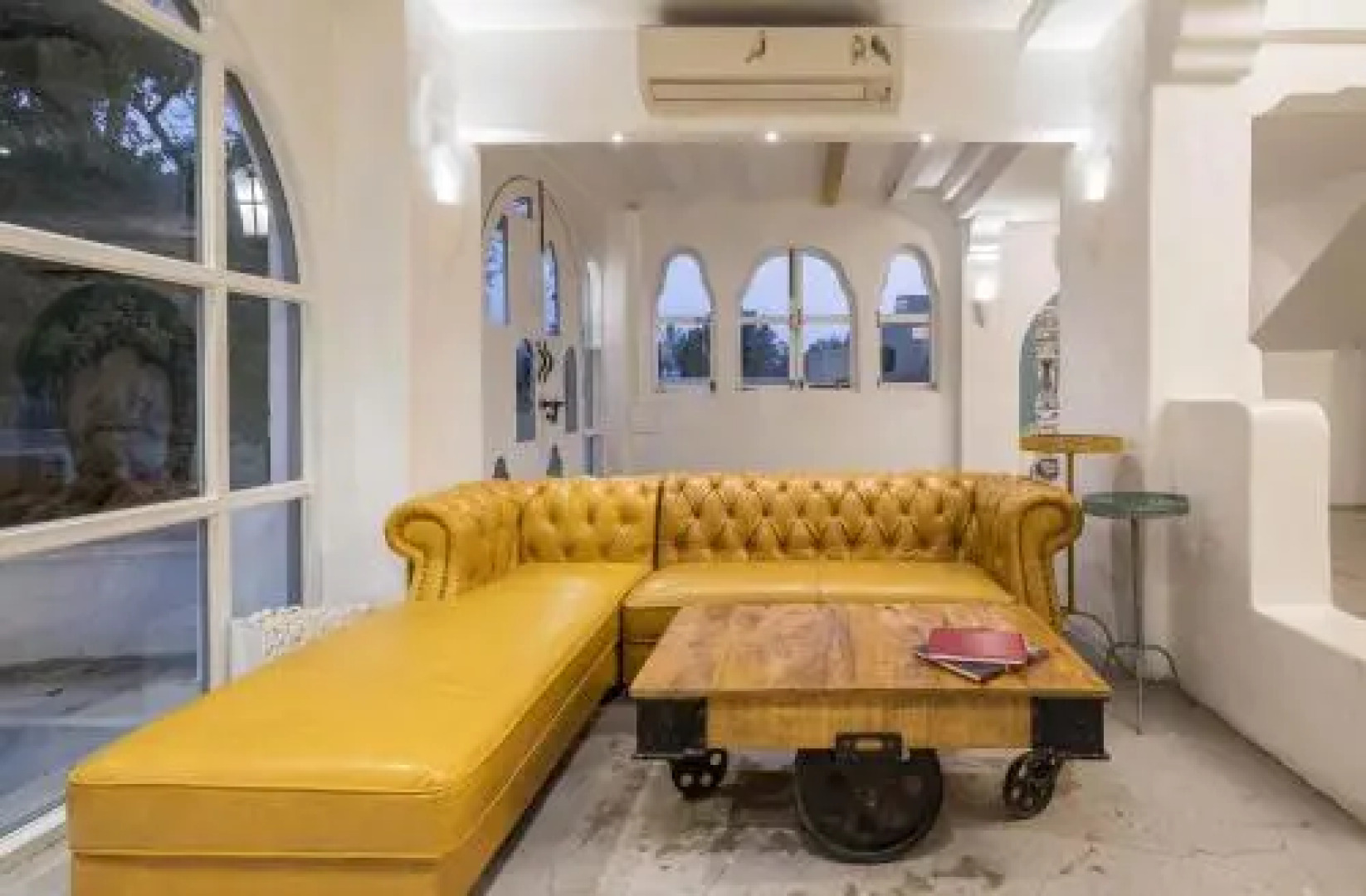 SaffronStays Casa Blanca