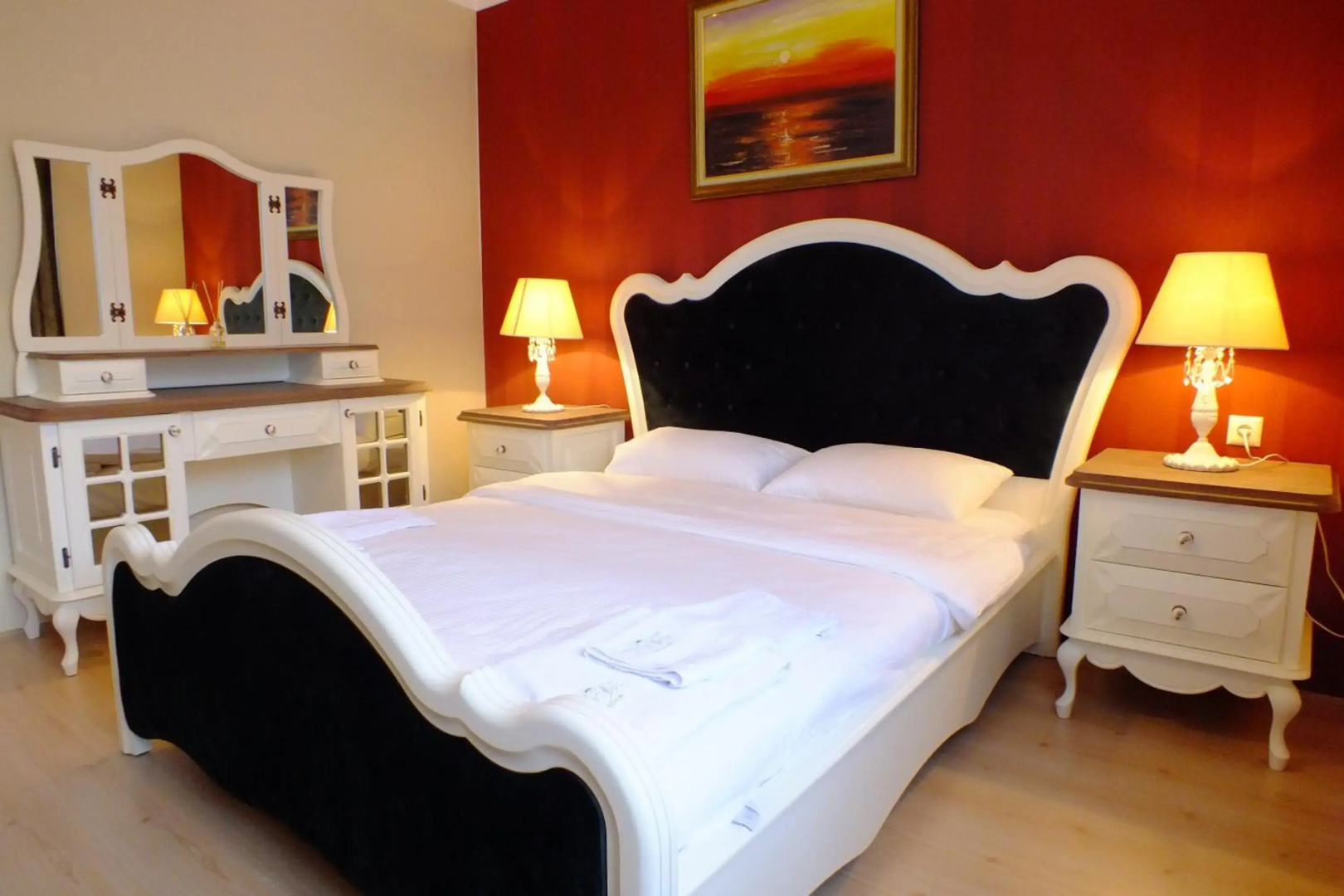 Real King Residence