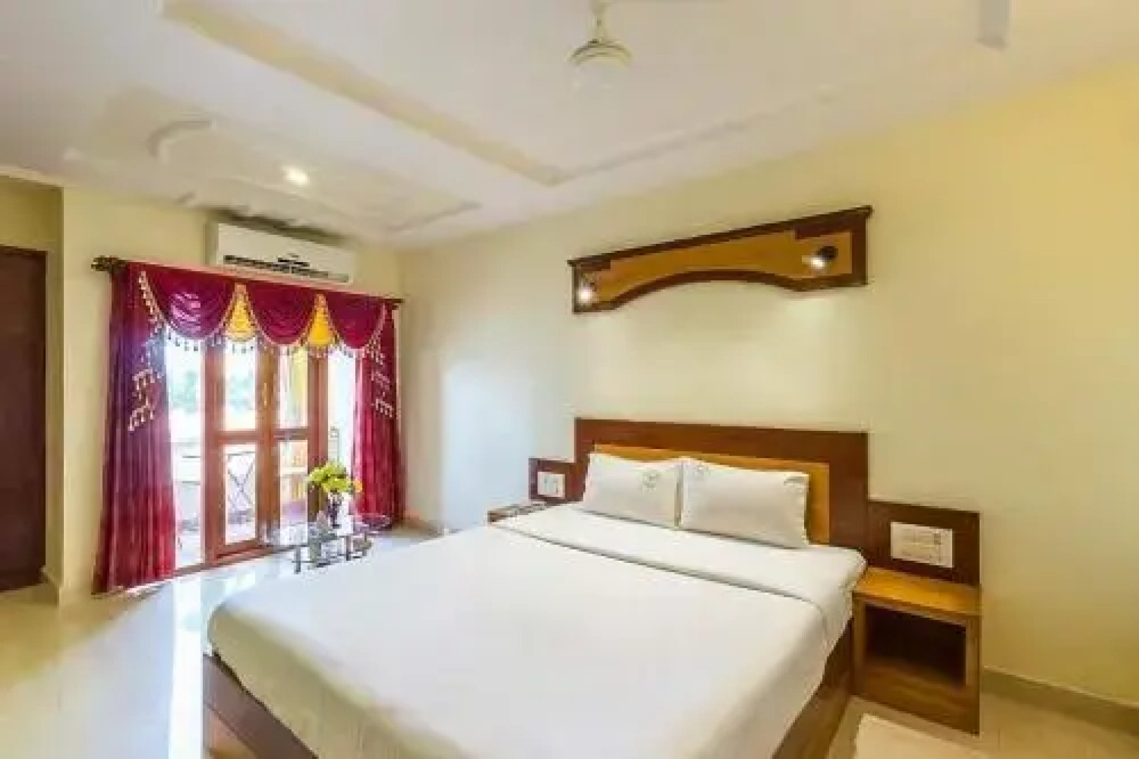 Sri Sarvesha JS Palace