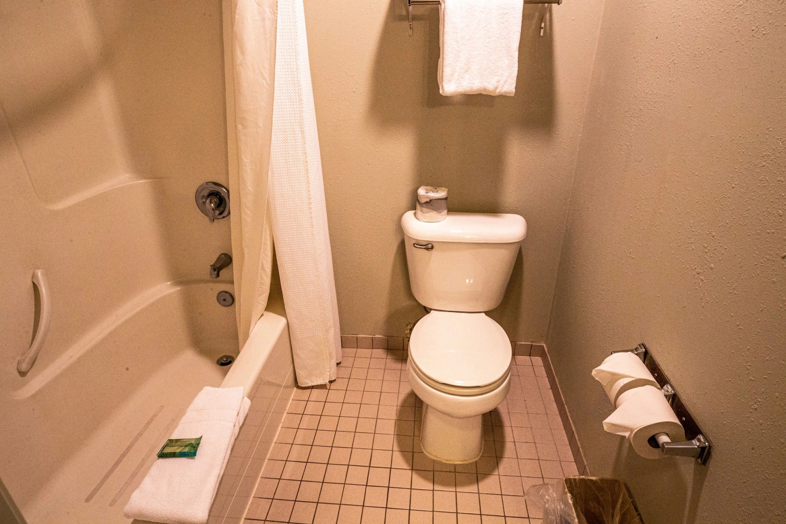 BayVue Hotel, Resort and Suites