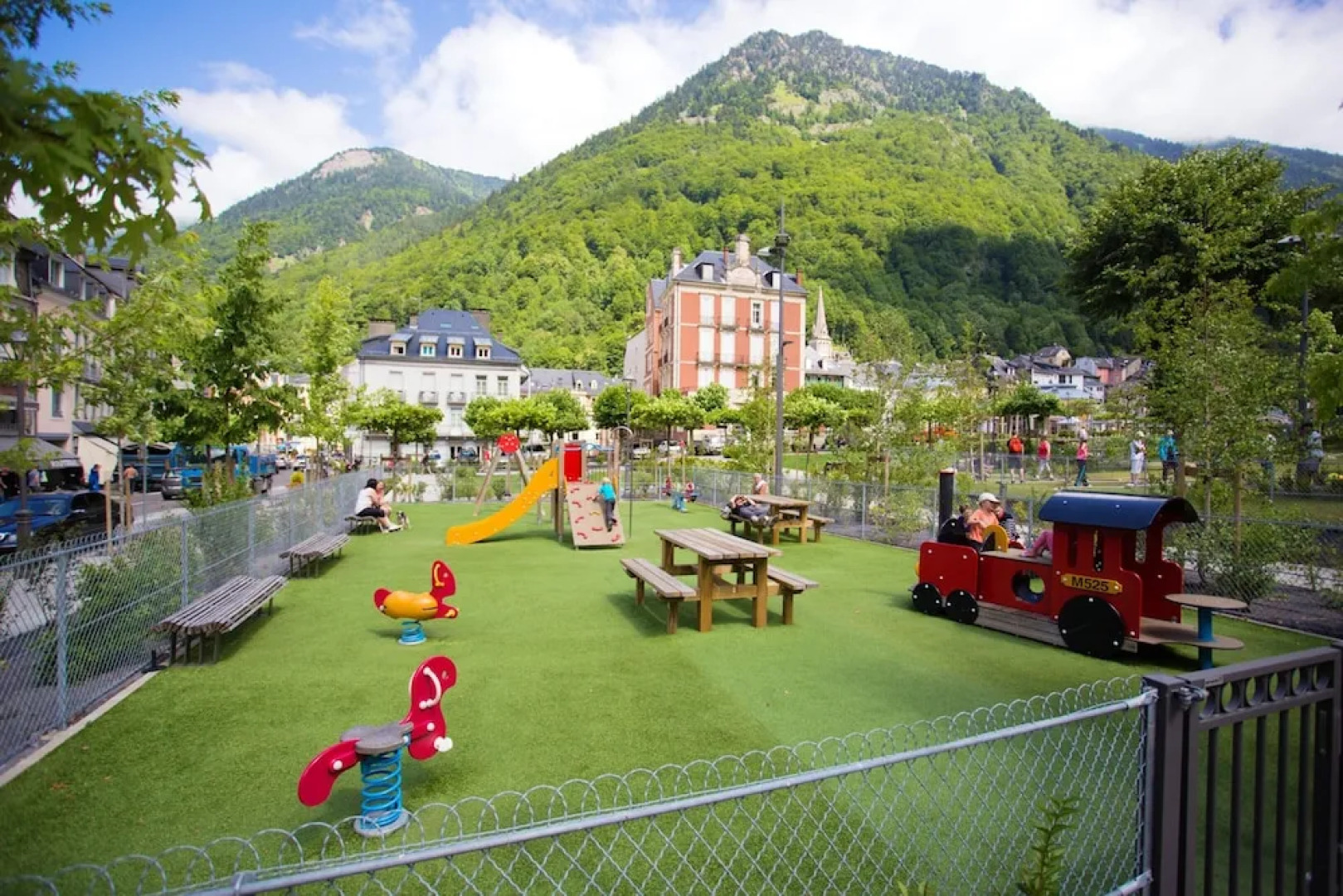 Apartment With one Bedroom in Cauterets, With Wonderful City View and