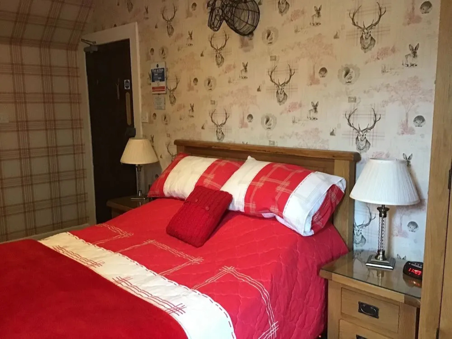 Hundalee House Bed and Breakfast