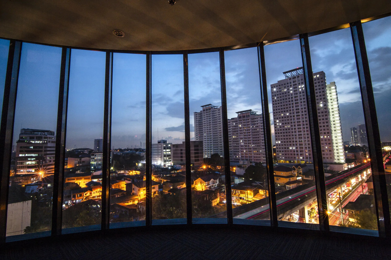 Madison 101 Hotel & Tower