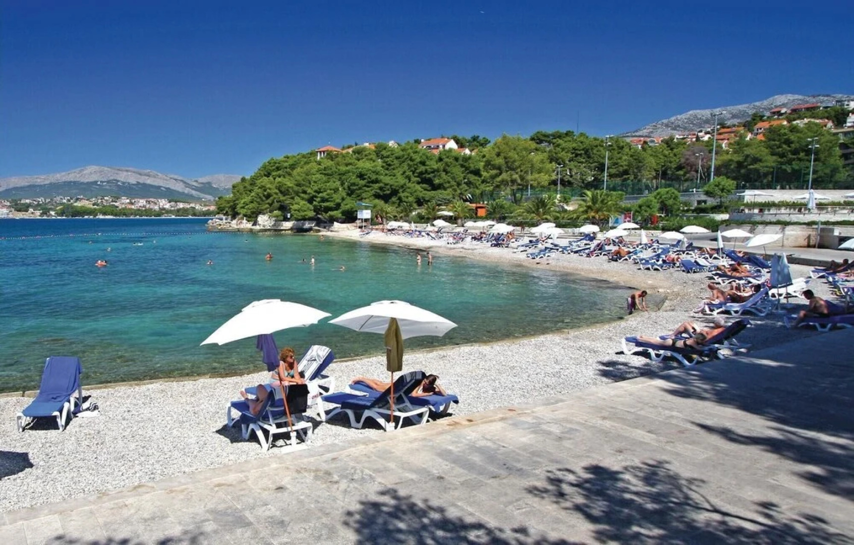 Amazing Home in Zrnovnica With Wifi and 2 Bedrooms