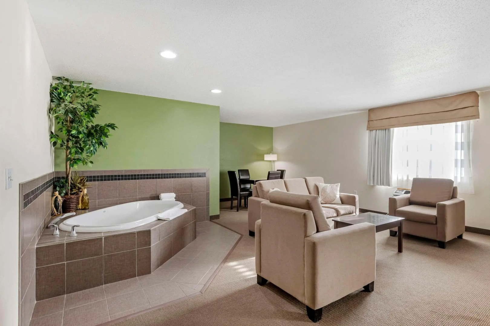 Sleep Inn & Suites Charles City