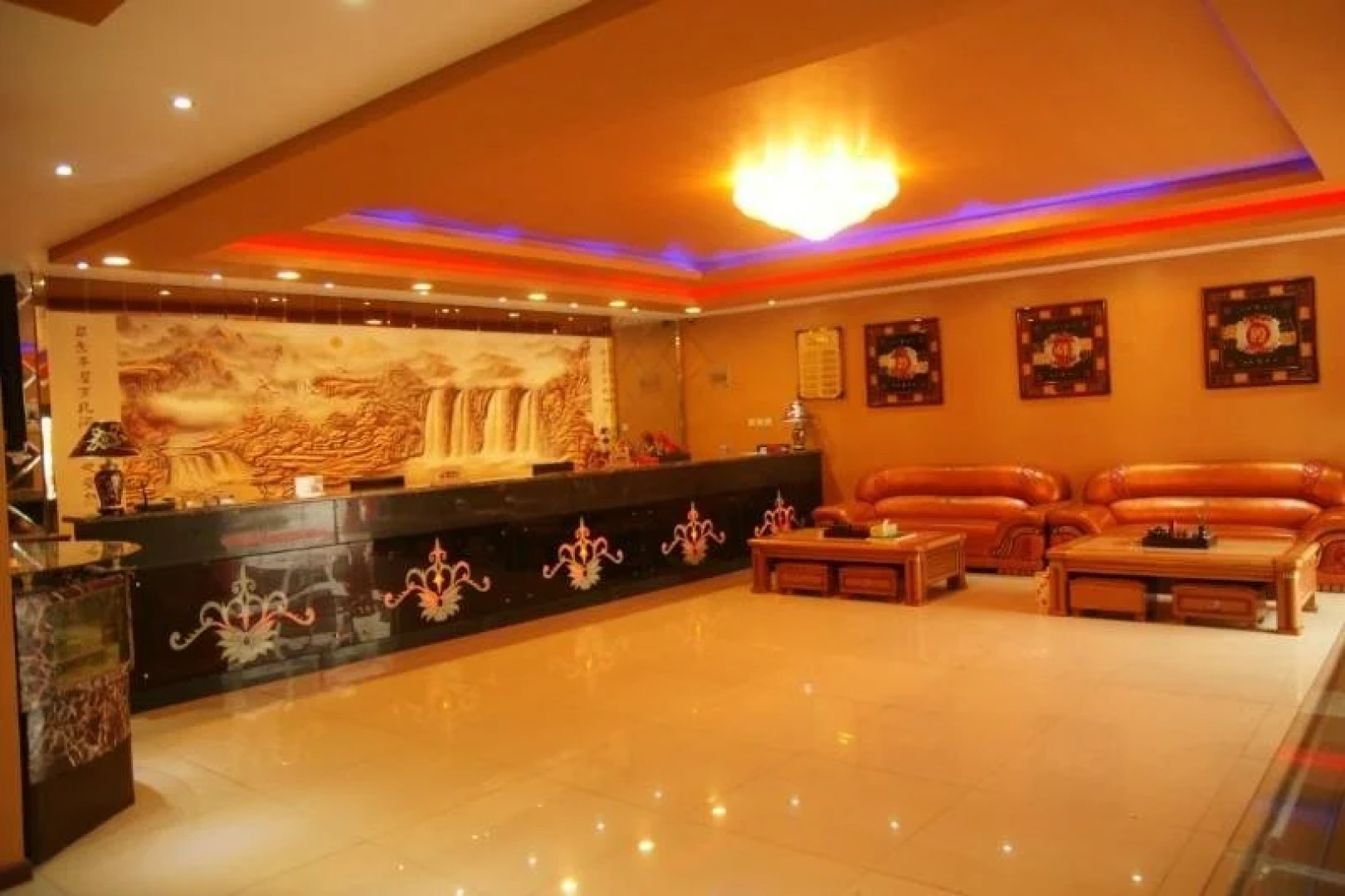 Linzhi Yujiangnan Hotel