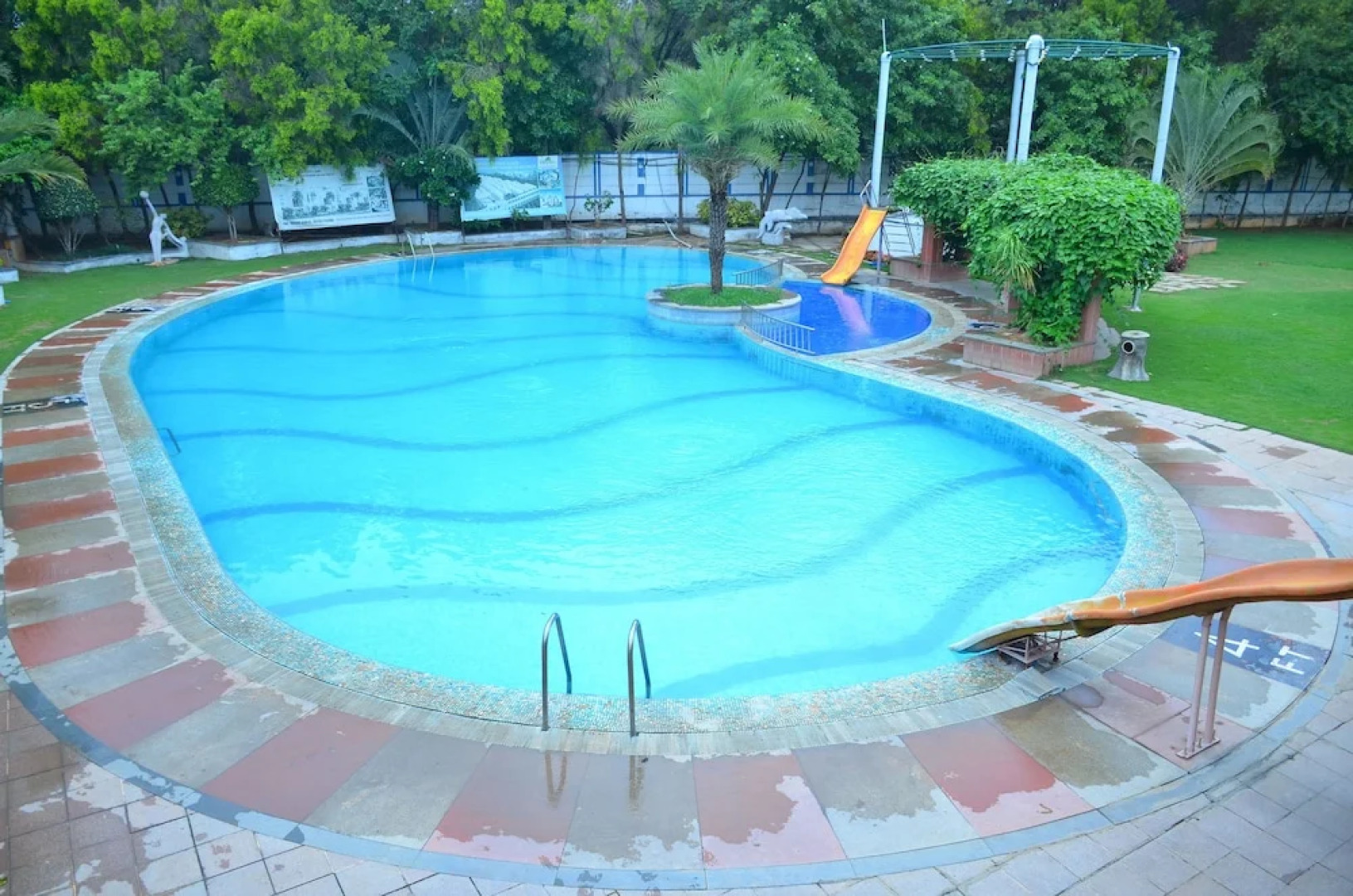 Vishal Prakruthi Resorts