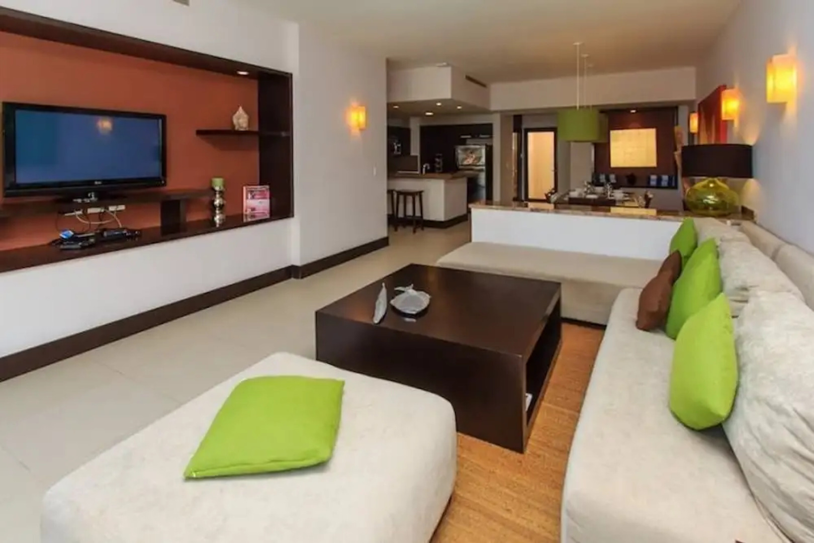 Aldea Thai - Oceanfront PH w/ Rooftop & Private Pool