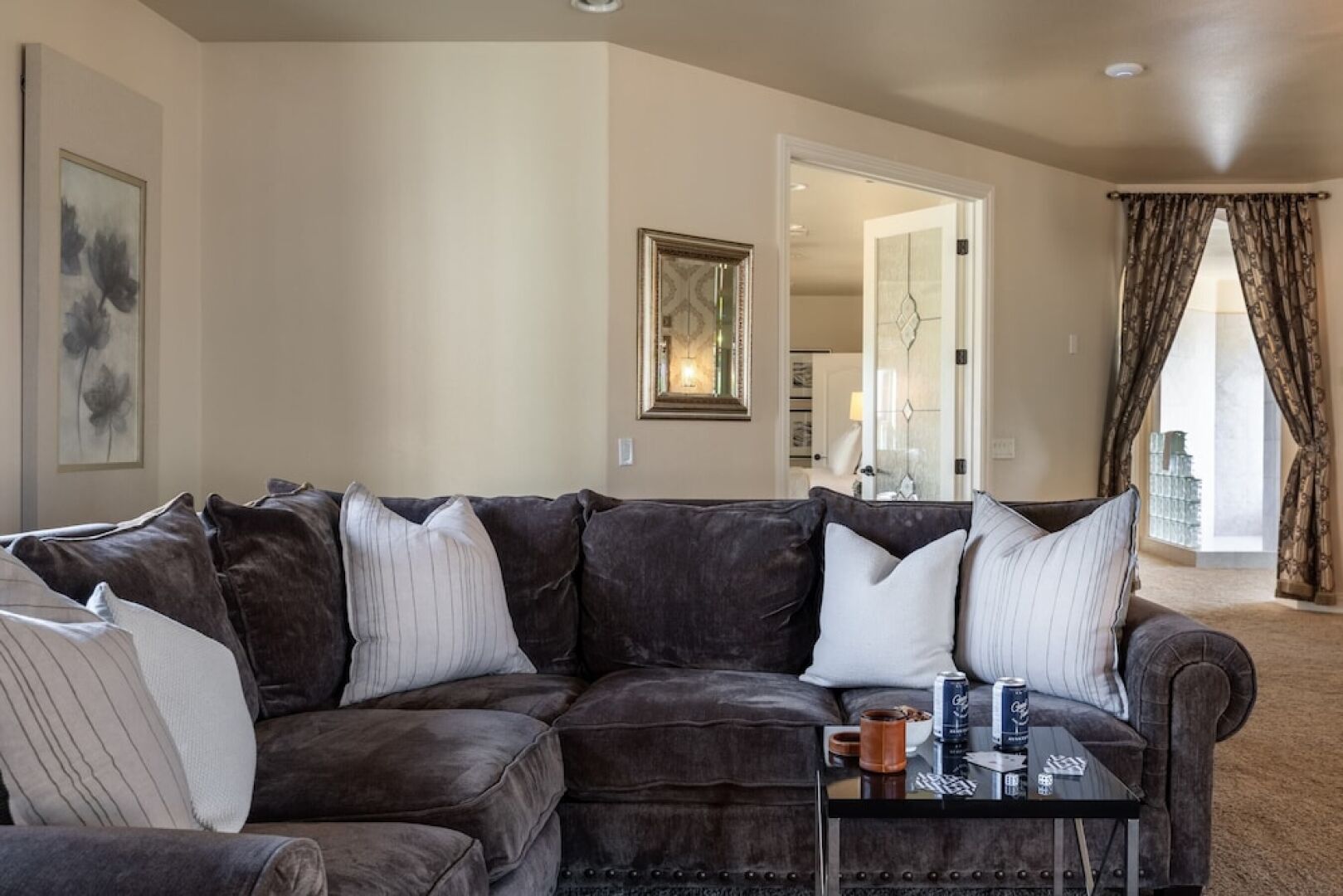 Wilson Creek Manor By Avantstay Sleeps 10! Amazing Estate w/ Pool & Game Room