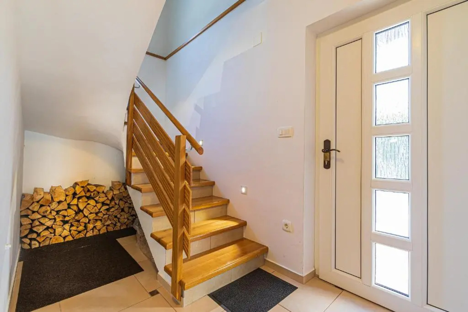 Sunny Weekend Sauna House