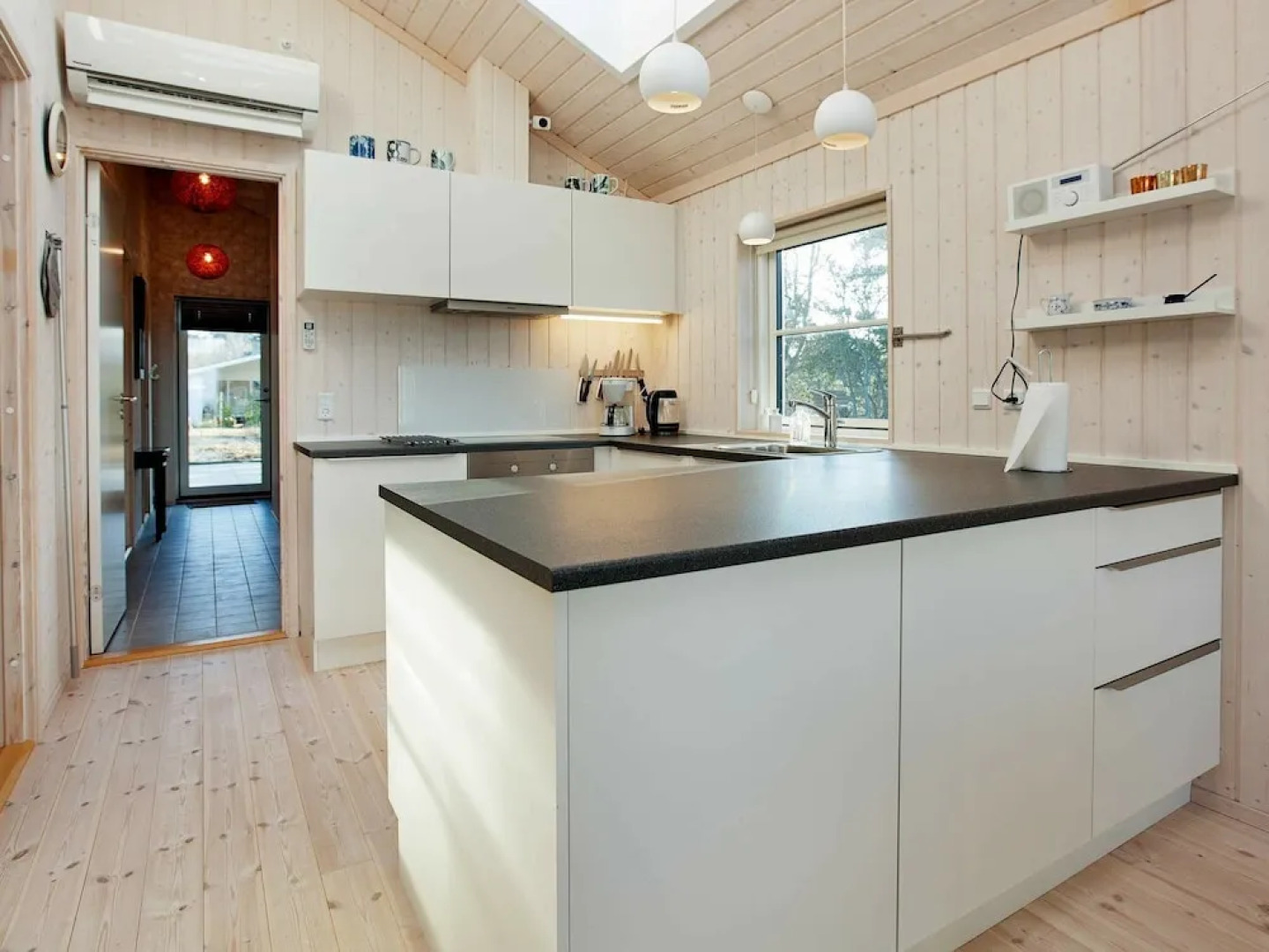 Magnific Holiday Home in Zealand With Sea Nearby