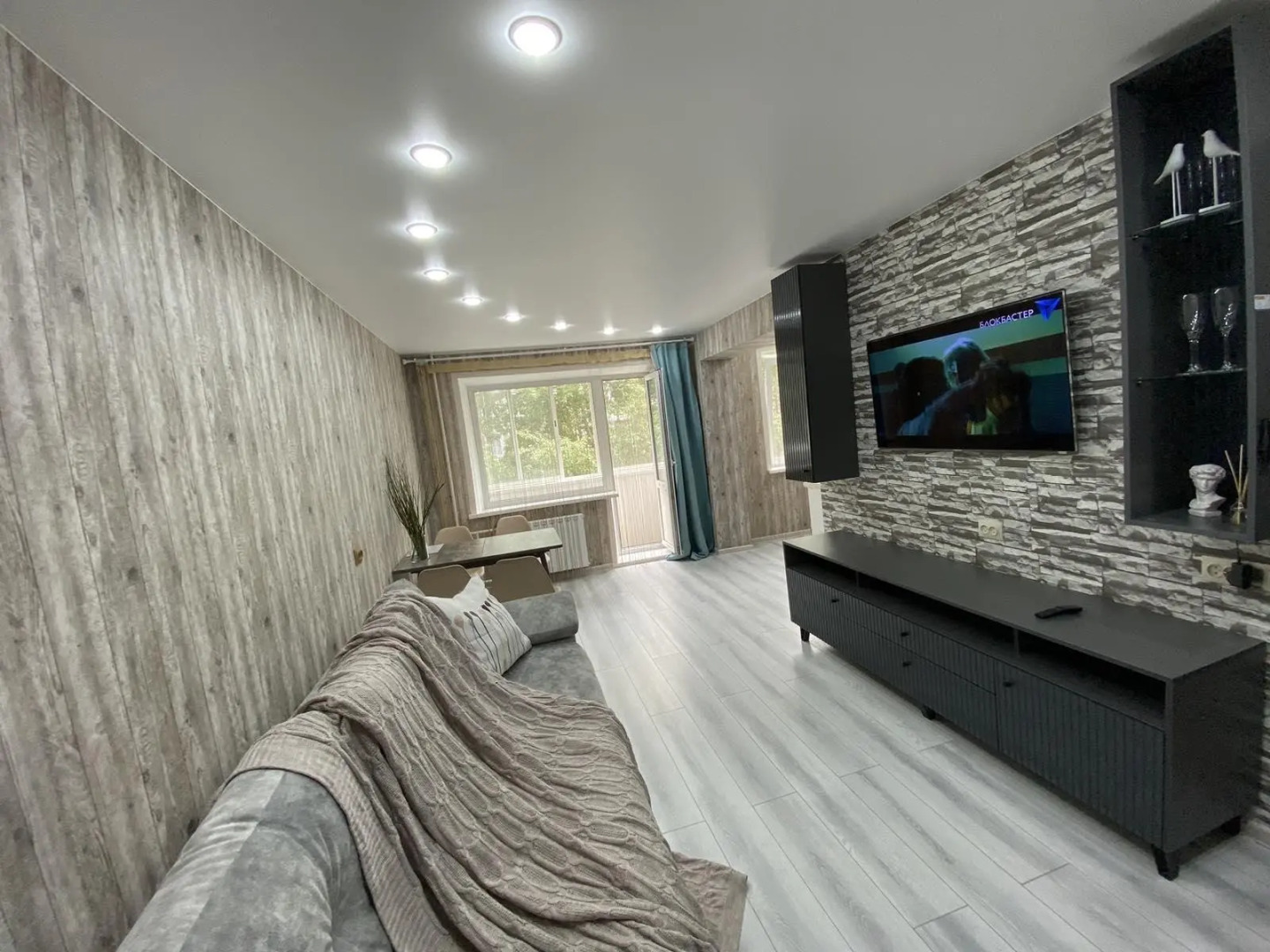 Апартаменты в 3-ем микрорайоне 12