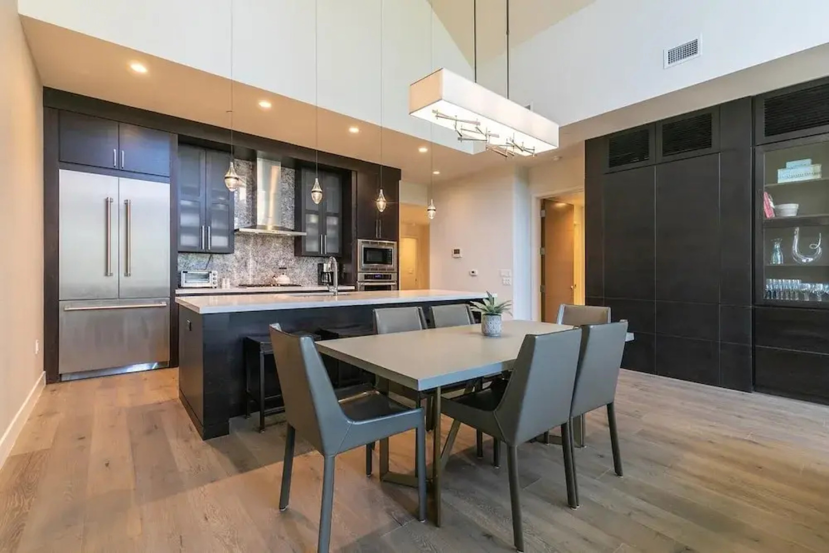 Crystal Bay Penthouse 301 3 Bedroom Condo