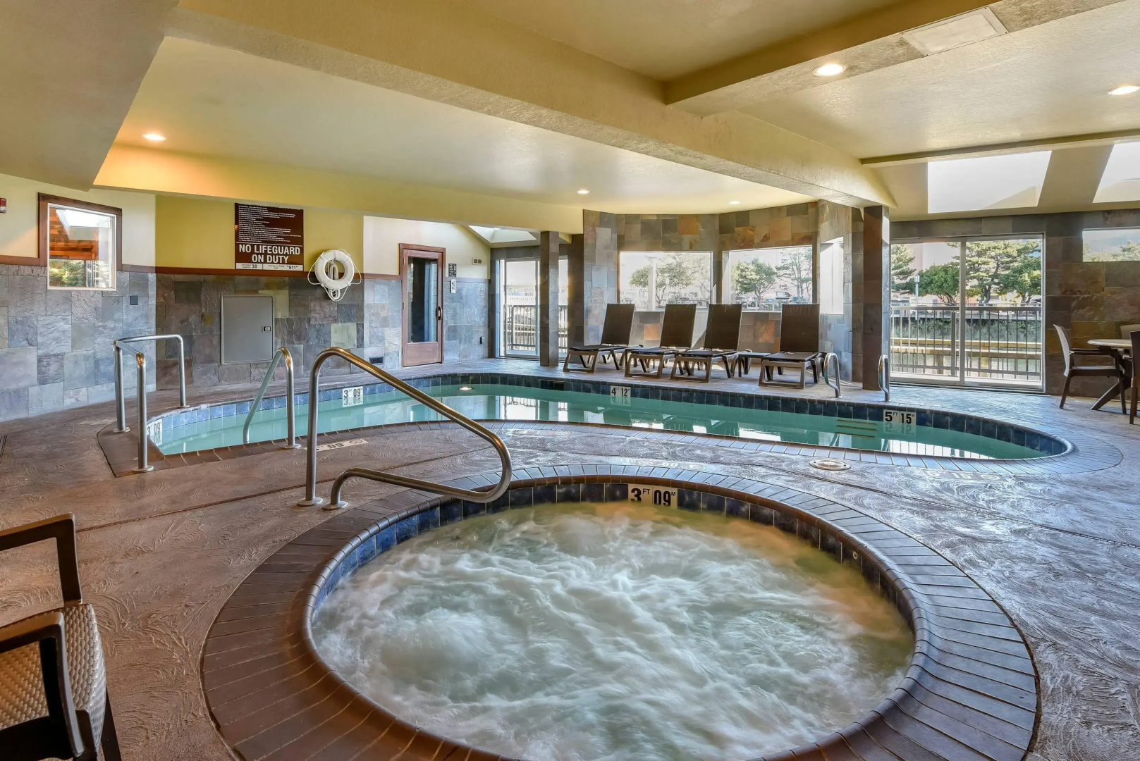 Kathryn Riverfront Inn, an Ascend Collection Hotel