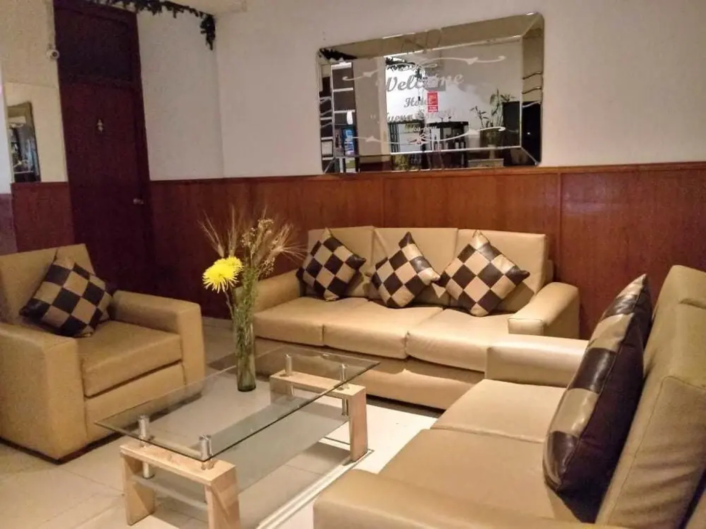 Nueva Estrella Hotel