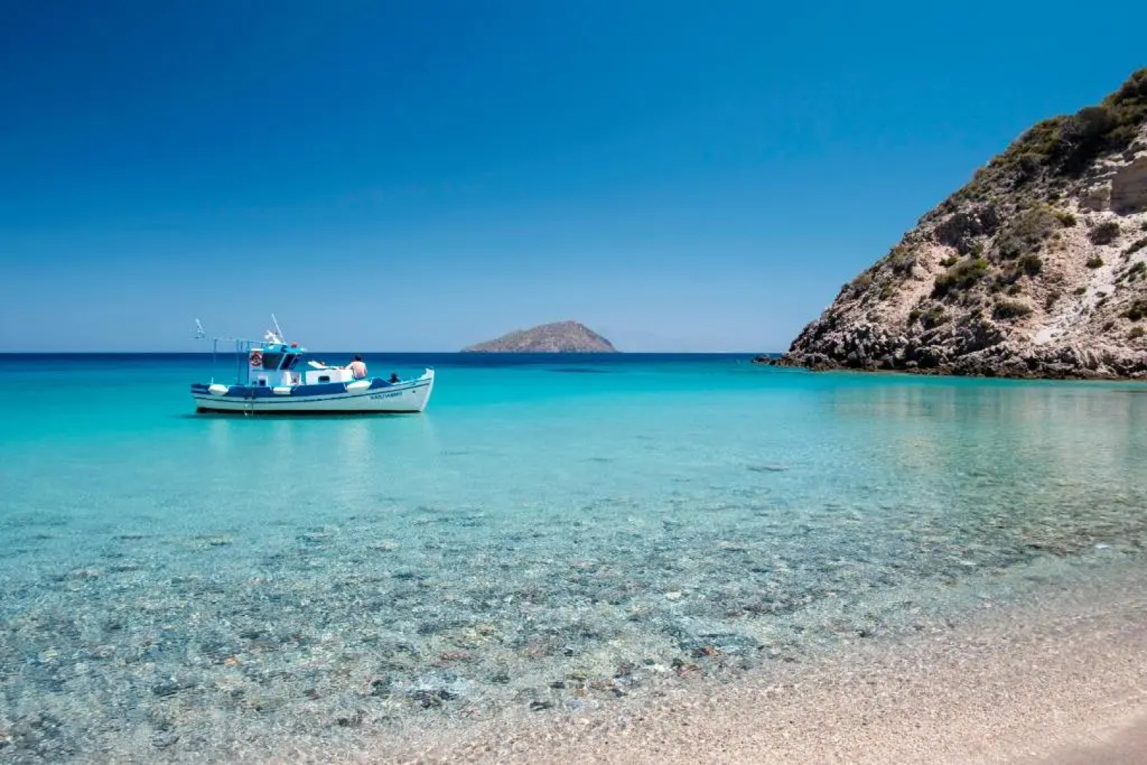 My Old Stone House in a 2 000 sqm private garden with Fab Glamping Tent