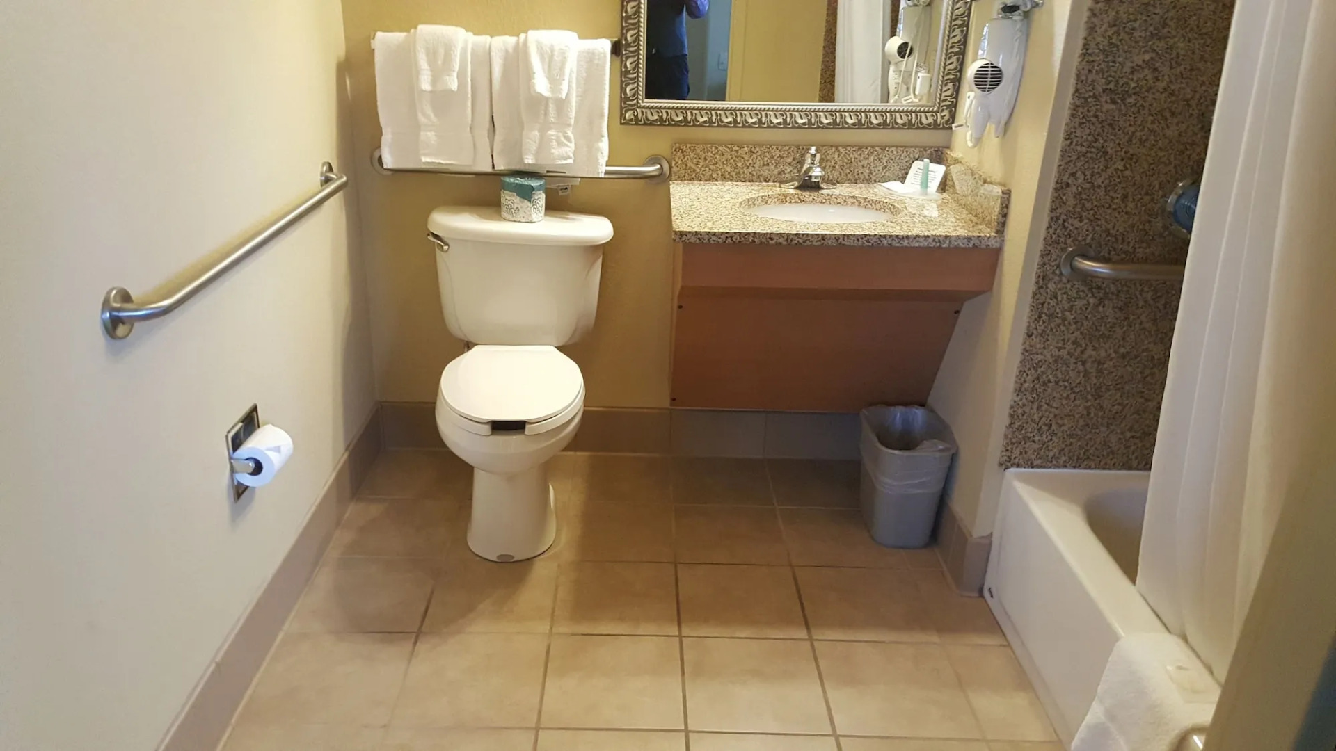 Mainstay Suites Rogers