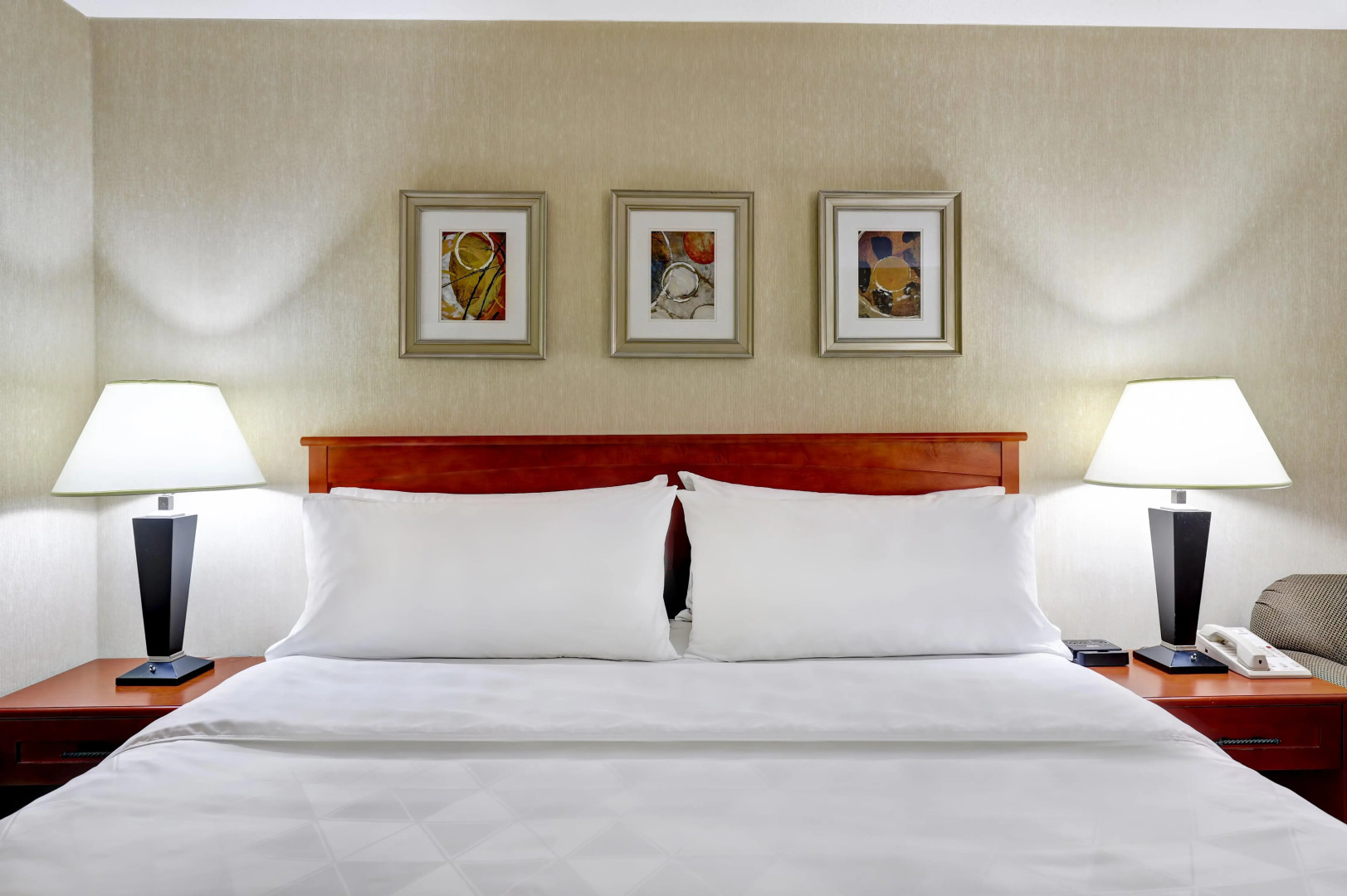 Holiday Inn Burlington Conference Centre by IHG