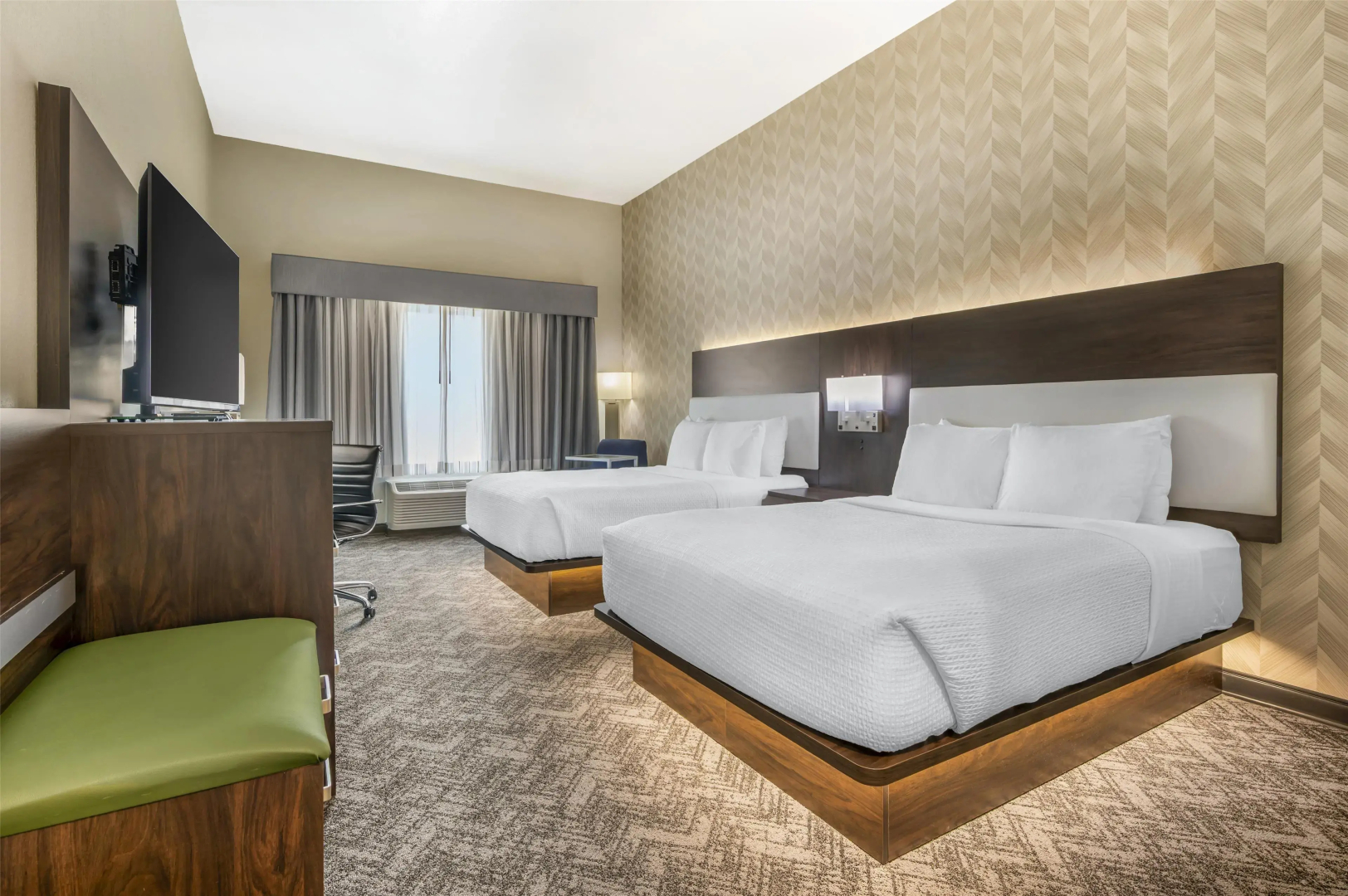 Best Western Plus Parkside Inn & Suites