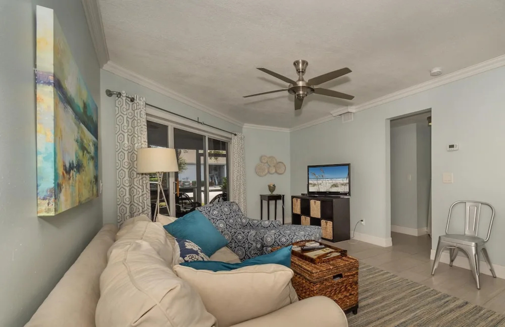 Tastefully Decorated Sea Woods Veranda Close to Pool Fitness Room Sv162