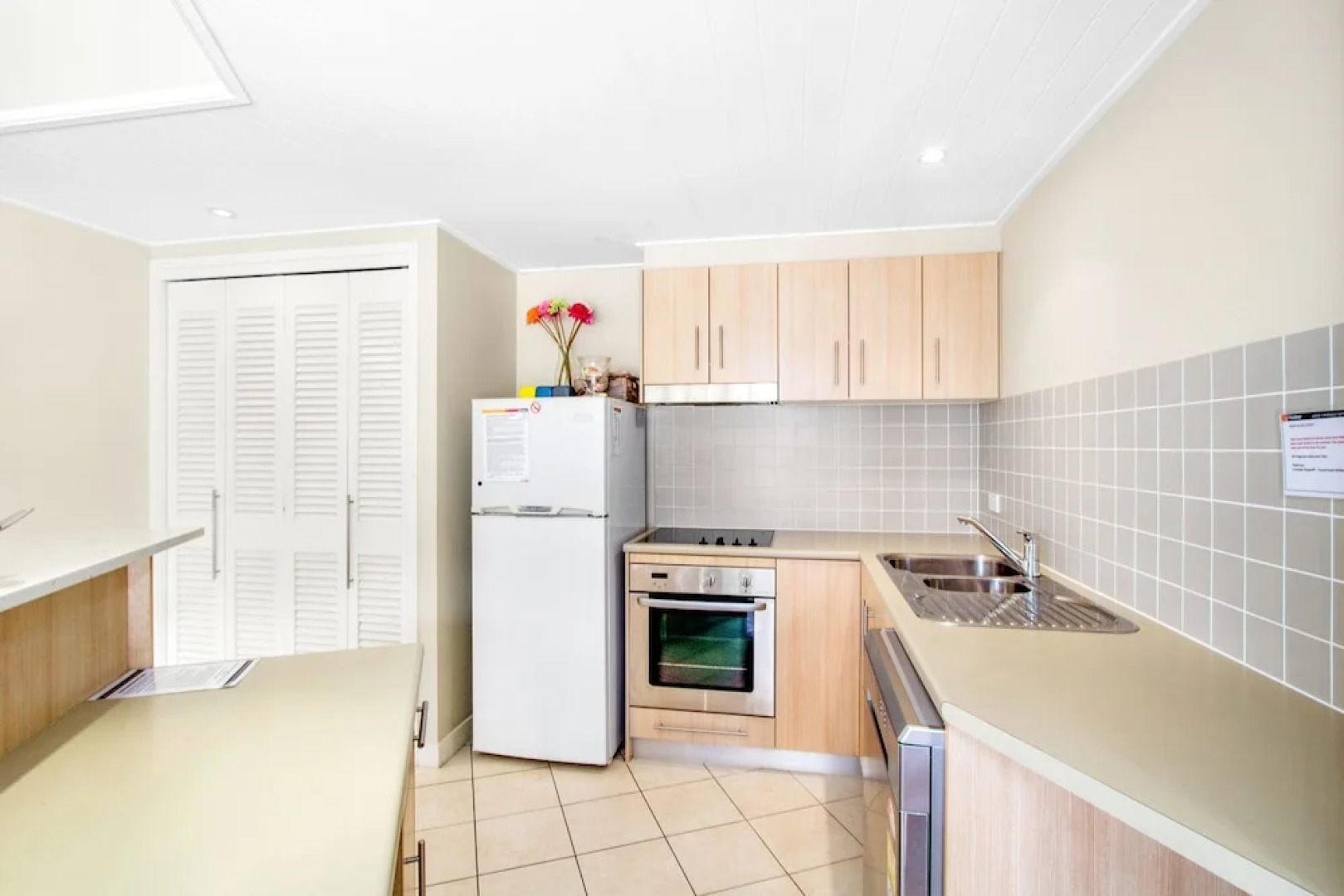 Resort On The Beach 4118/19