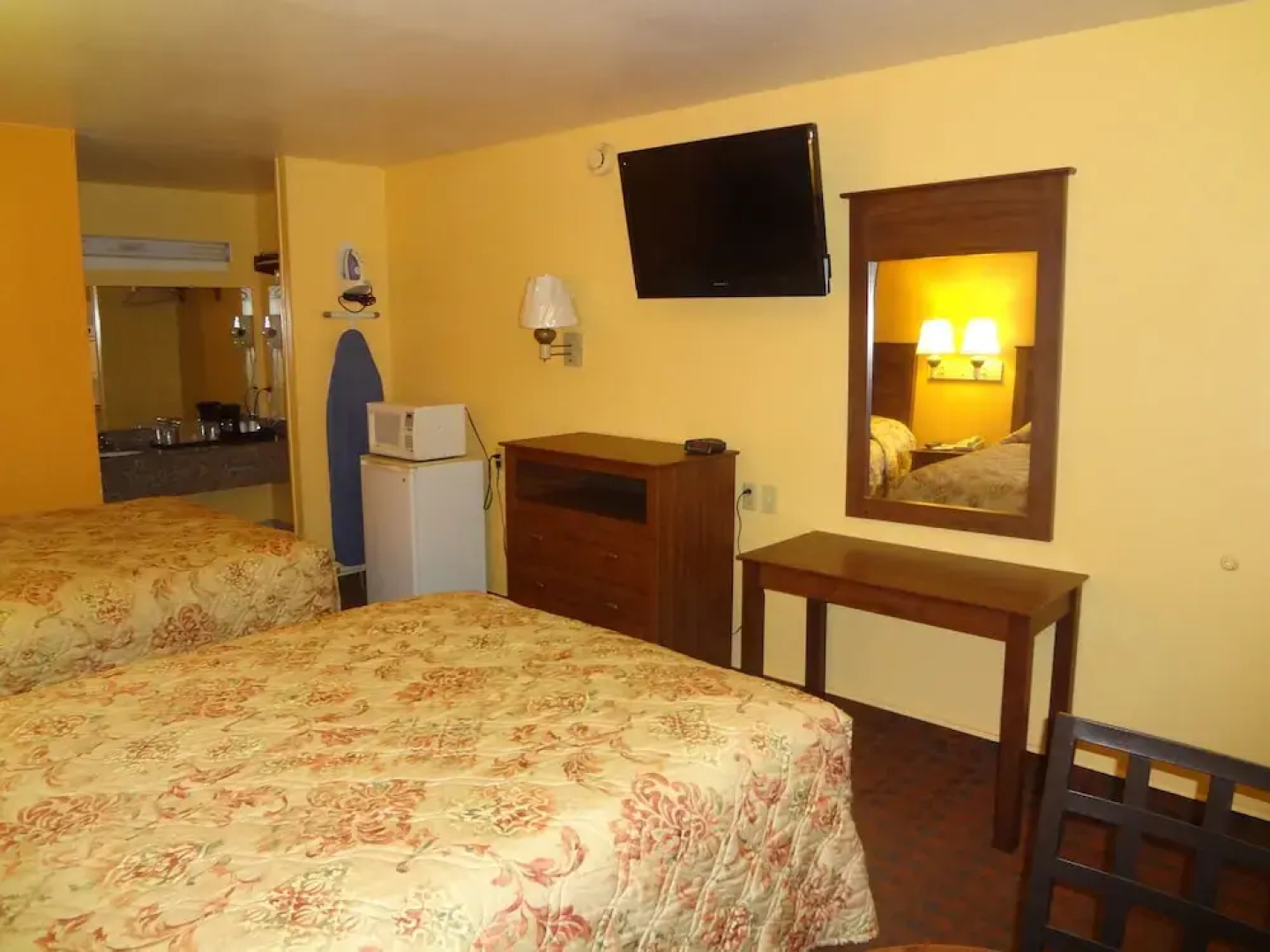 Antlers Inn