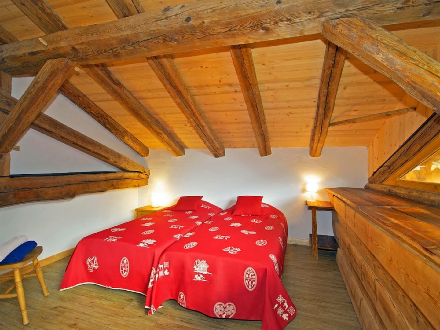 Pretty Chalet With Sauna & Skiing Nearby