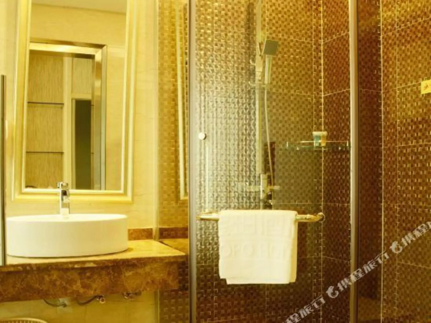 Baopo Hotel (Fangchenggang Gangkou)