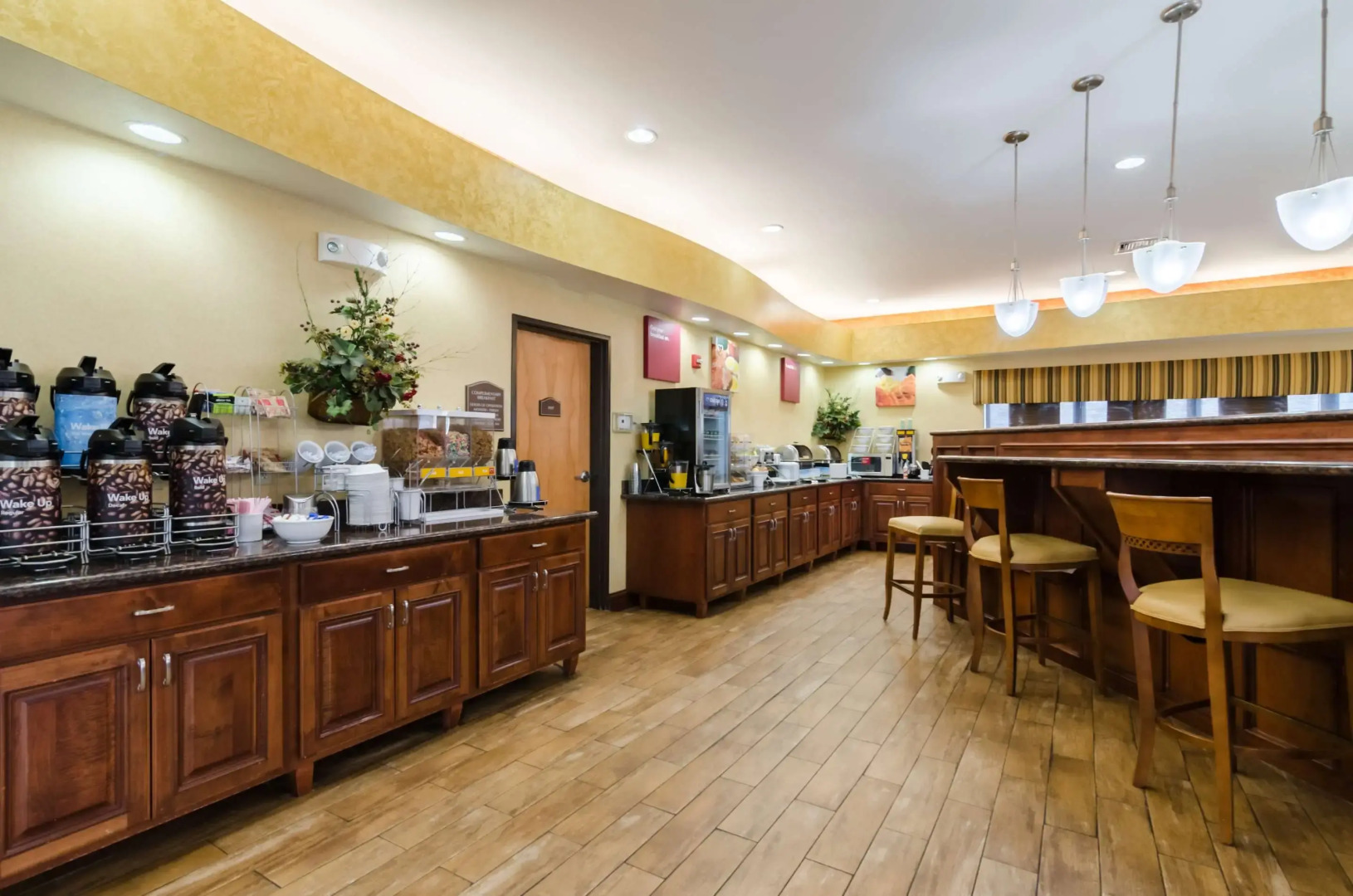 Comfort Suites Salina South