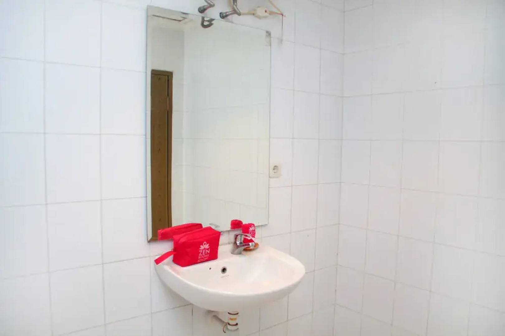Zen Rooms Raya Juanda