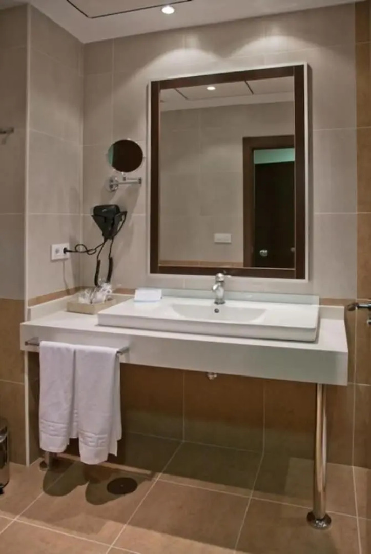 Hotel Y Apartamentos Quinto Cecilio