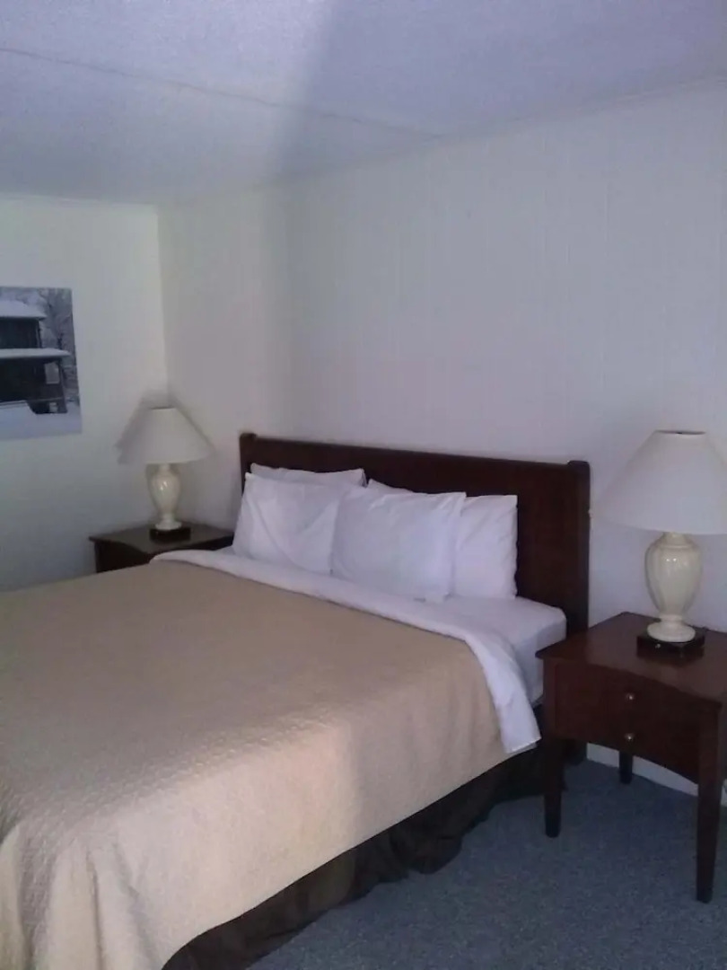 New River Inn and Cabins