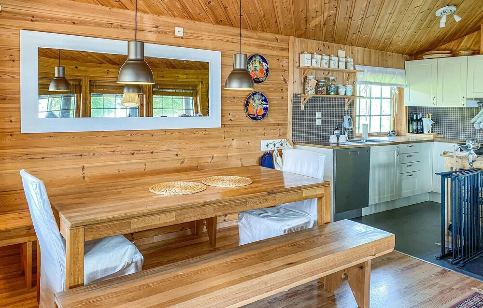 Nice Home in Stavang With 4 Bedrooms