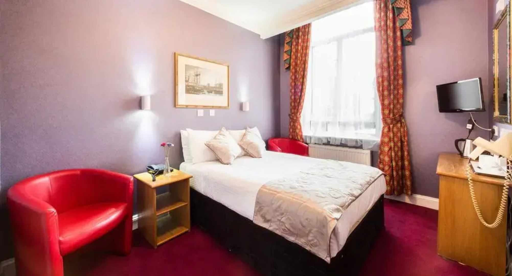 Lord Kensington Hotel