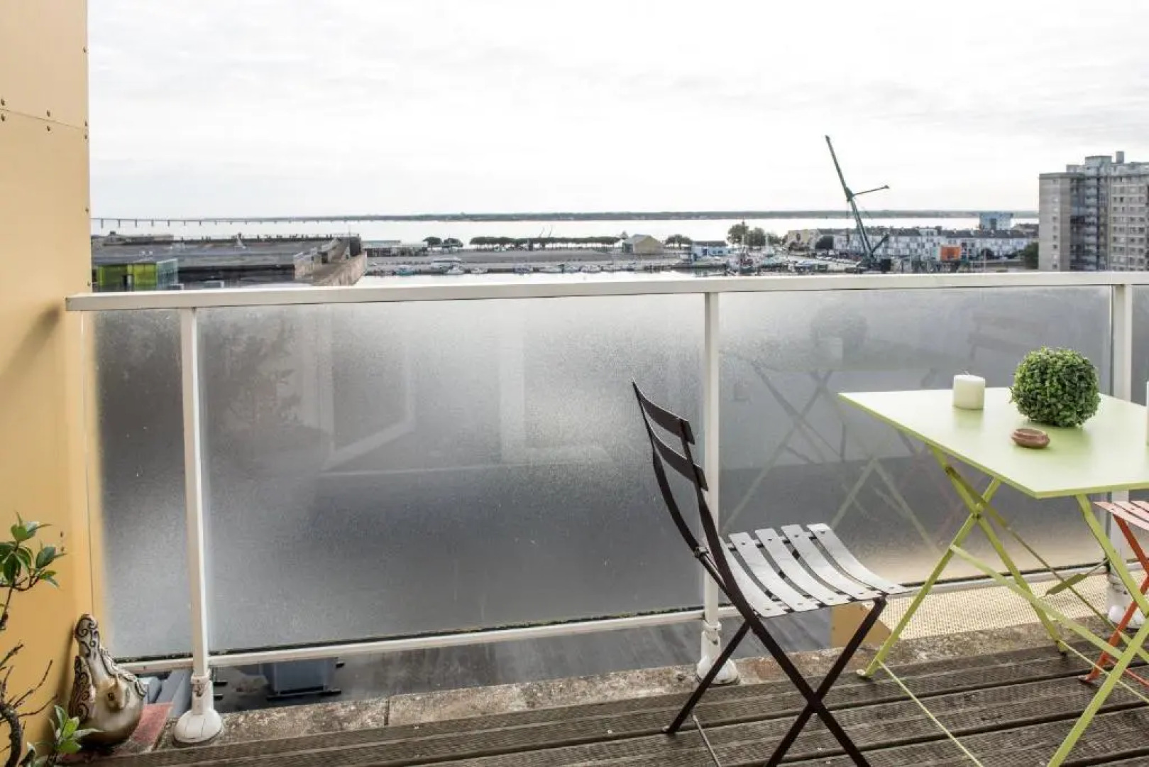 Appartement en résidence avec vue sur mer
