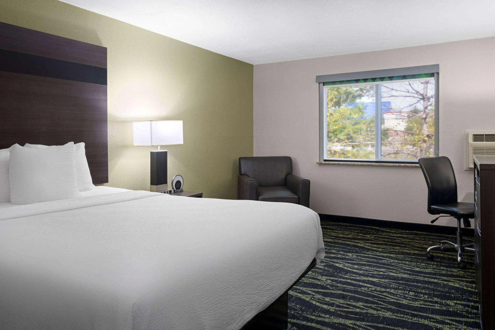 Baymont by Wyndham Liberty MO