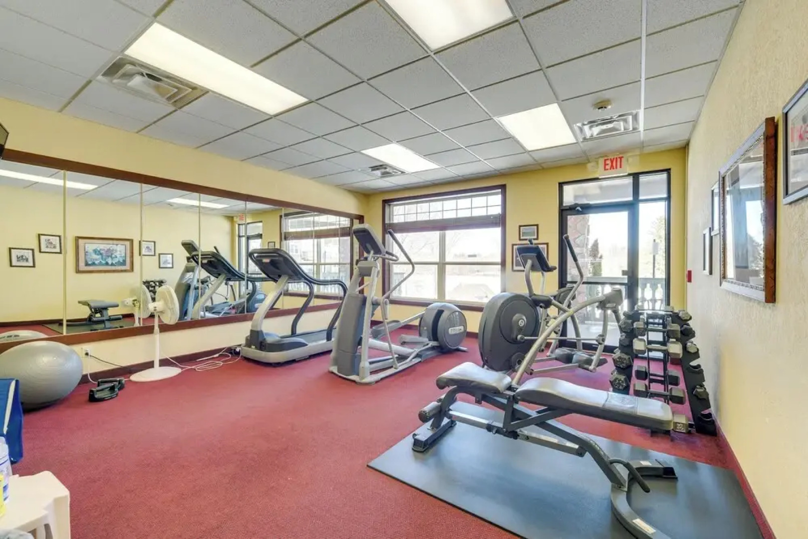 Cozy Birchwood Condo on Tagalong Golf Course!