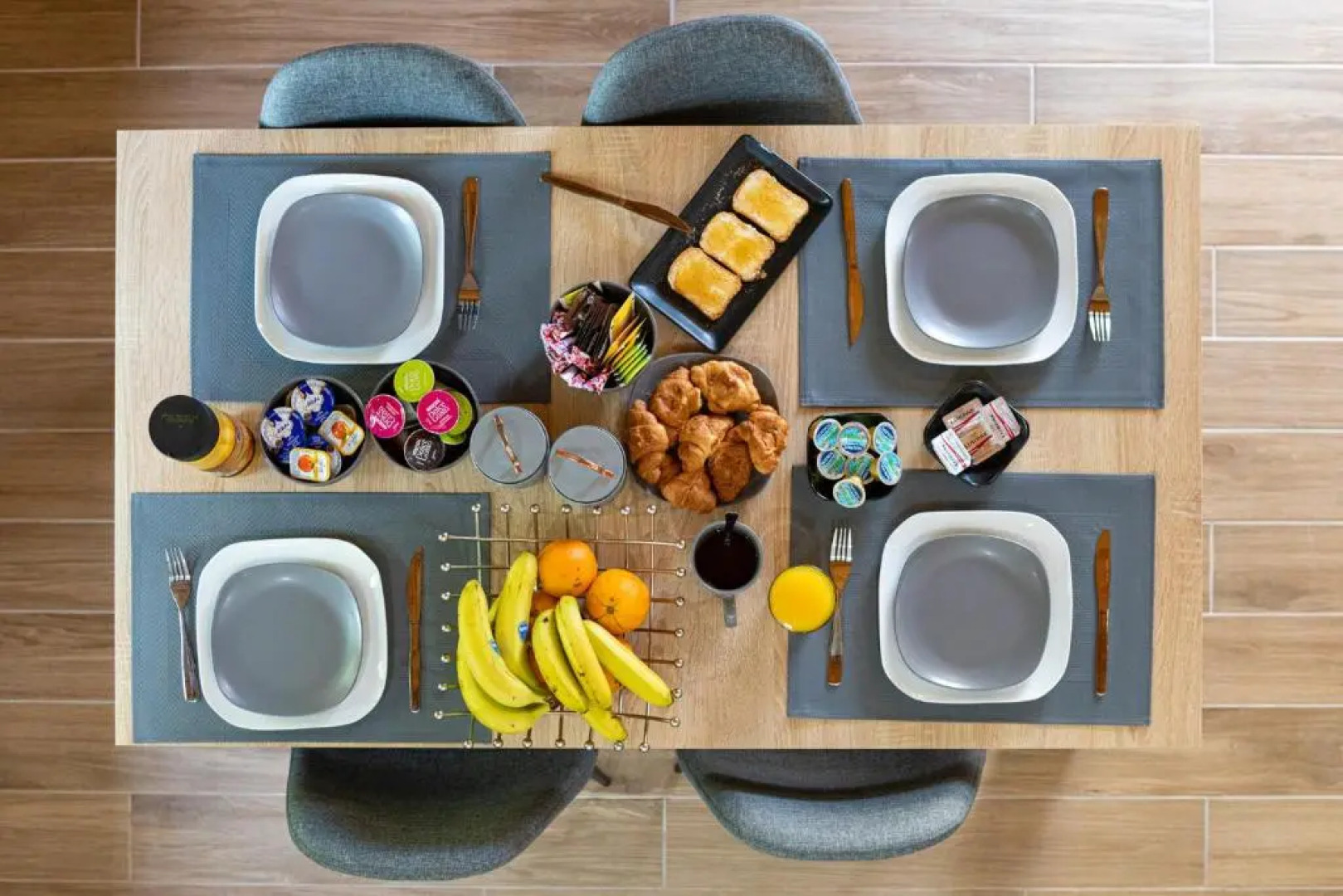 Adrian'S Luxury Apartments 2