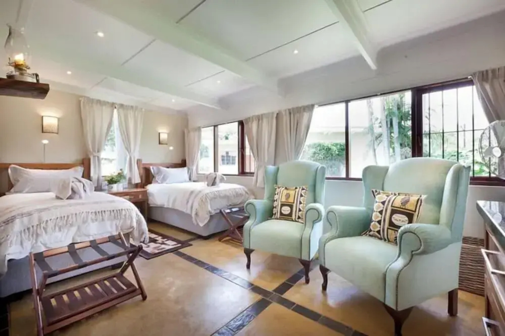 Twin Thorns Guesthouse