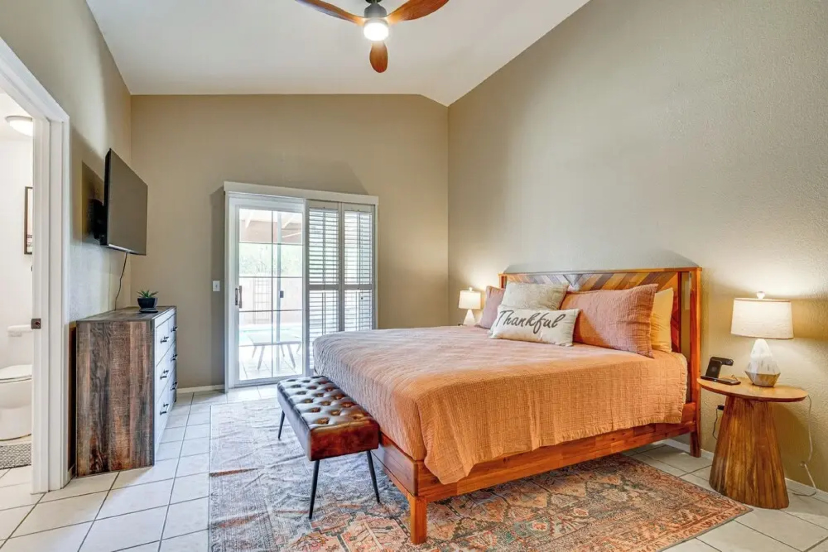 4 Mi to Catalina State Park: Mountain-view Home