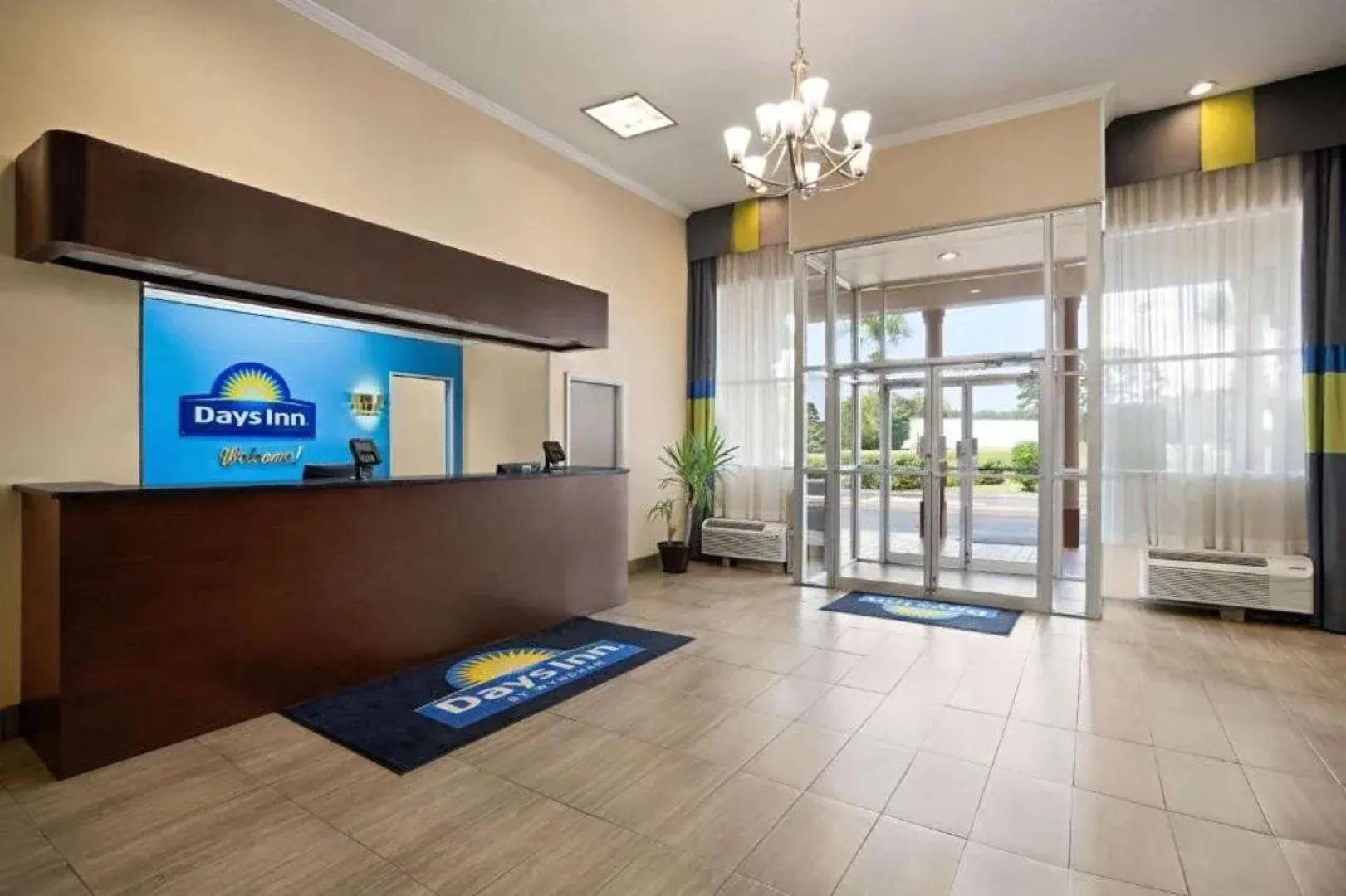 Days Inn by Wyndham Hardeeville Near Hilton Head