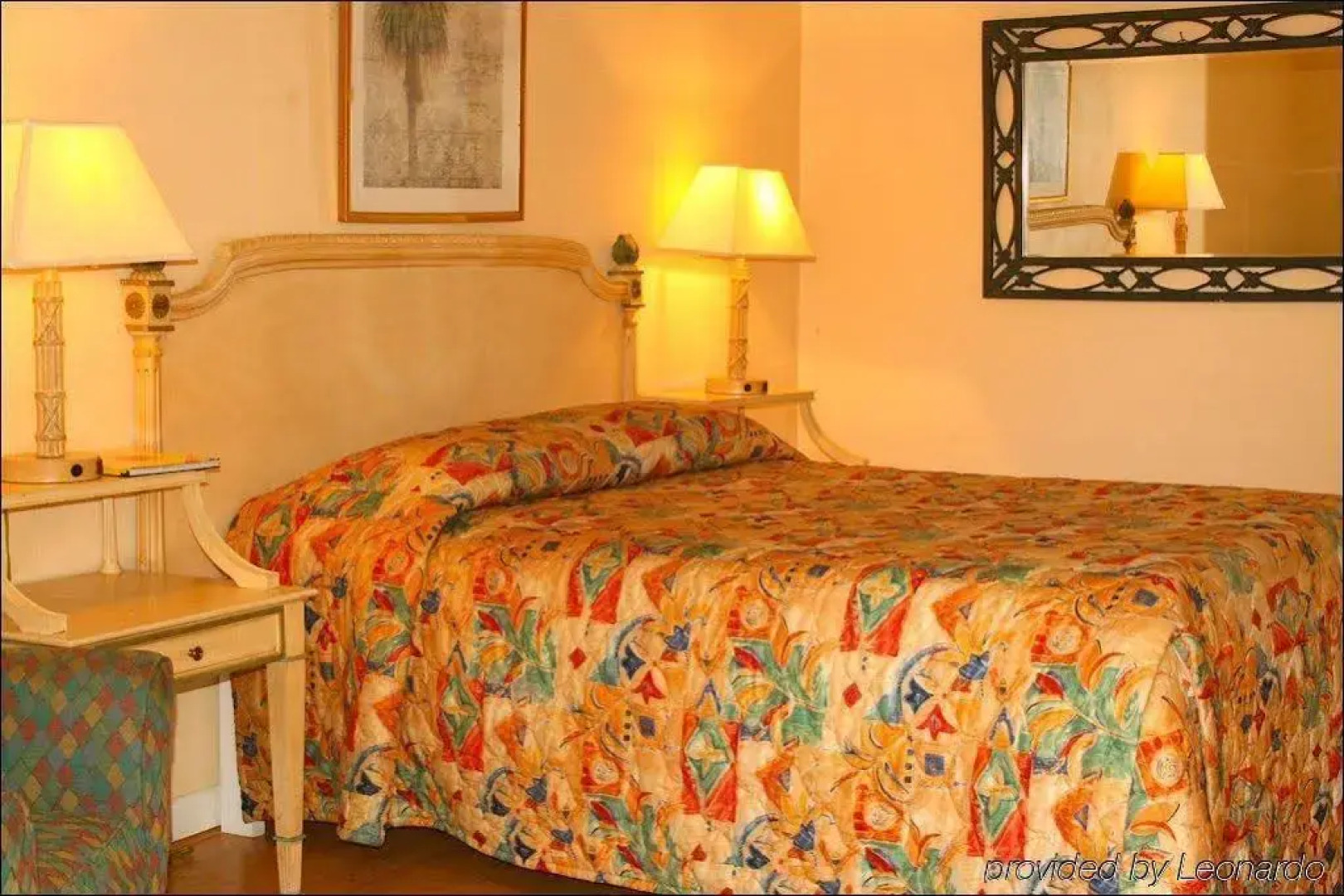 Orchard Garden Hotel & Suites